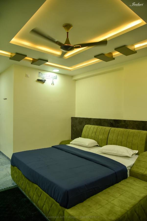 Pawan Executive Tuljapur 外观 照片